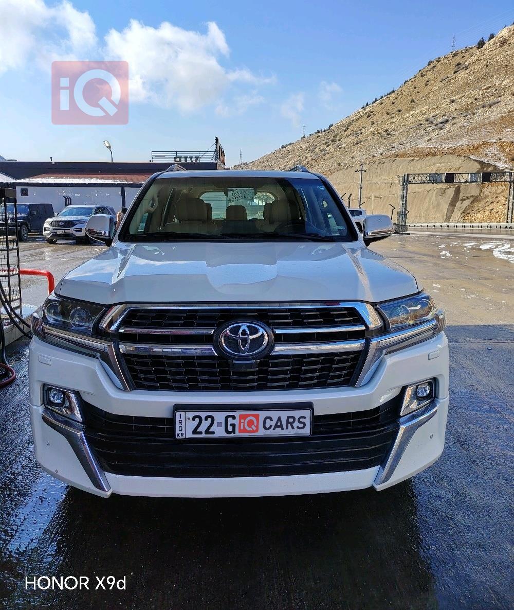 تويوتا لاندكروزر